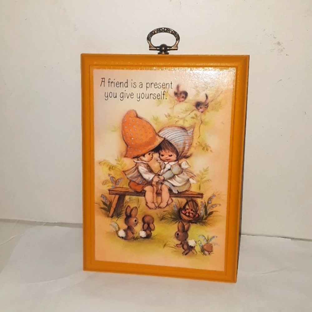 DARLING VTG HALLMARK SPRINGBOK PLAQUE A FRIEND IS A PRESENT YOU GIVE YOURSELF